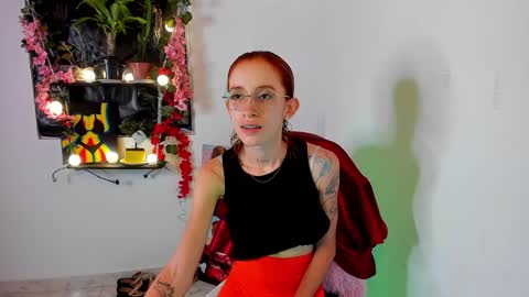 Snapshot of morgaan_19 chatting on 09.08.25 Megaan Castillo online show from 09.08.25