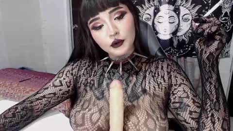Morgan Moon online show from 09.11.25
