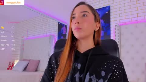 Morggan Castle online show from 04.15.26