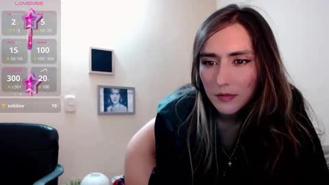 Snapshot of moriahhoe chatting on 12.16.24 Moriah online show from 12.16.24