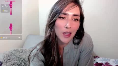 Snapshot of moriahhoe chatting on 02.13.25 Moriah online show from 02.13.25