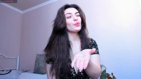 Medina online show from 01.11.25