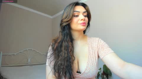 Medina online show from 02.06.25