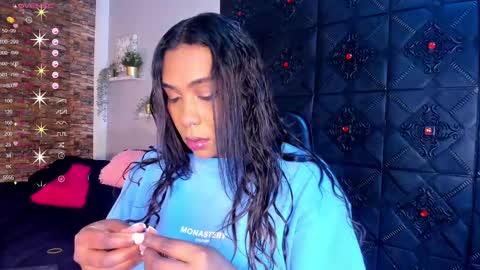 Snapshot of morochaa_fire chatting on 12.14.24 Morocha online show from 12.14.24