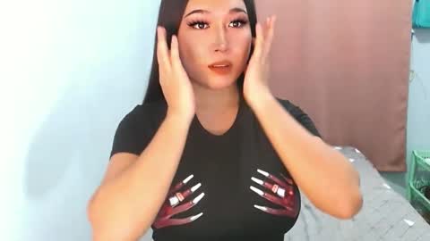 Snapshot of morriganhel_ chatting on 03.06.25 morriganhel_ online show from 03.06.25