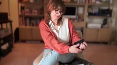 Mossy Mommy online show from 03.18.26