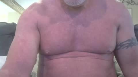 Snapshot of motorguy08 chatting on 02.13.25 motorguy08 online show from 02.13.25