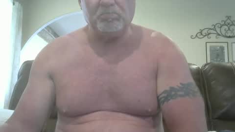 Snapshot of motorguy08 chatting on 09.25.25 motorguy08 online show from 09.25.25