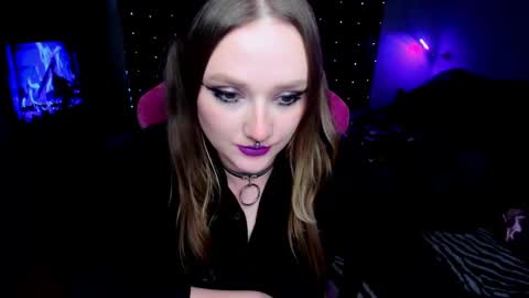 Snapshot of motorkate chatting on 12.02.24 motorkate online show from 12.02.24