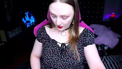 Snapshot of motorkate chatting on 12.24.24 motorkate online show from 12.24.24