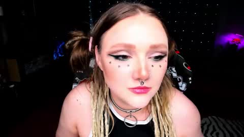 Snapshot of motorkate chatting on 01.26.25 motorkate online show from 01.26.25