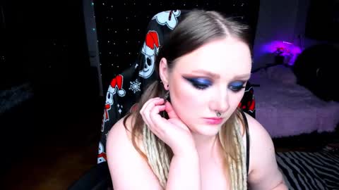 Snapshot of motorkate chatting on 02.09.25 motorkate online show from 02.09.25