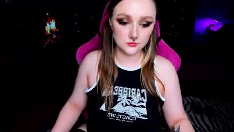 Snapshot of motorkate chatting on 03.10.25 motorkate online show from 03.10.25