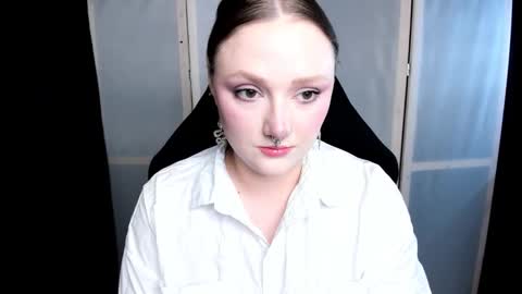 Snapshot of motorkate chatting on 11.10.25 motorkate online show from 11.10.25