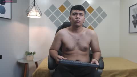 Mou Fly online show from 09.23.25