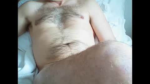 Snapshot of mountainrunner chatting on 02.05.26 Marccoo online show from 02.05.26