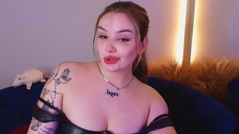 Carolina online show from 12.08.24