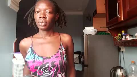 Snapshot of mouthymiss chatting on 03.08.25 Mouthymiss online show from 03.08.25