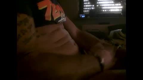 Snapshot of mowgli1977 chatting on 02.20.25 mowgli1977 online show from 02.20.25