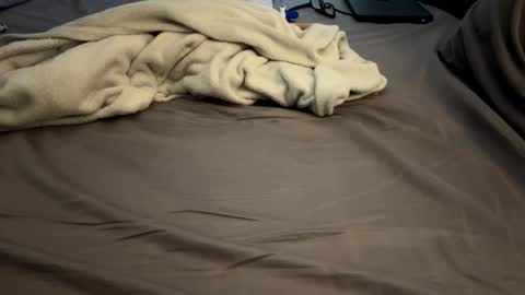 Sequoia-Cocked Hombre de Sur online show from 02.21.26