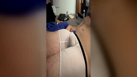 Sequoia-Cocked Hombre de Sur online show from 06.27.26