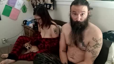 Snapshot of mr_and_mrs_dragon chatting on 01.27.25 Mr and Mrs Dragon online show from 01.27.25