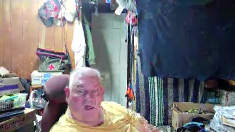 mr_canoe_licker_69 online show from 12.08.24