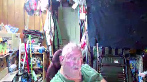 mr_canoe_licker_69 online show from 12.23.24