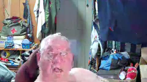mr_canoe_licker_69 online show from 02.17.25