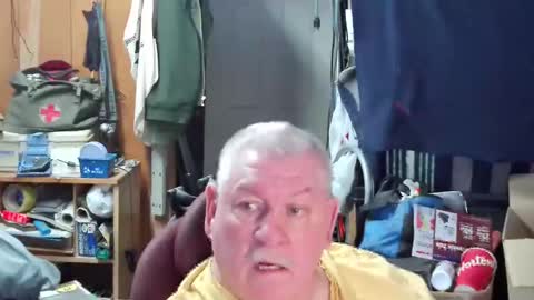 mr_canoe_licker_69 online show from 02.19.25