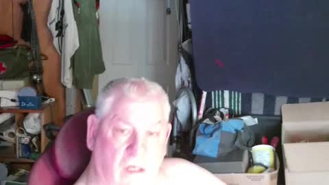 mr_canoe_licker_69 online show from 02.24.25