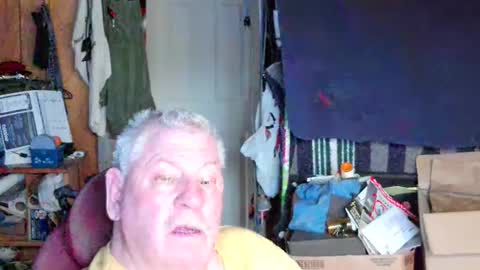 mr_canoe_licker_69 online show from 03.04.25