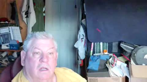 mr_canoe_licker_69 online show from 03.10.25
