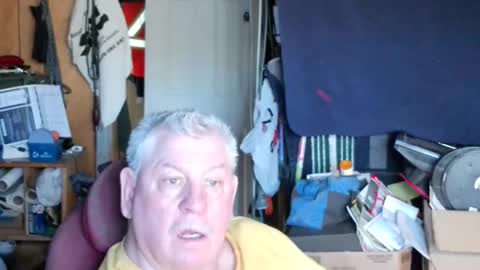 mr_canoe_licker_69 online show from 03.11.25