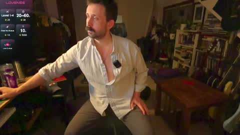 Snapshot of mr_foxxy chatting on 02.01.25 ninko online show from 02.01.25