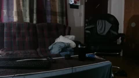 mr_happy12 online show from 10.28.25