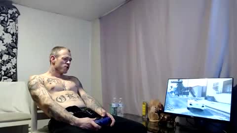 Snapshot of mr_j_showoff chatting on 12.04.24 whateveryouwant online show from 12.04.24