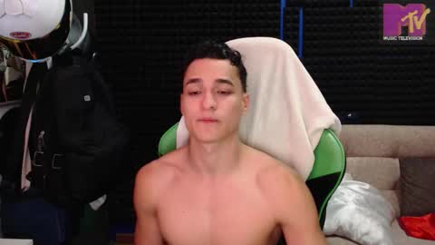 Snapshot of mr_lollipop77 chatting on 10.10.25 Call me Angel please online show from 10.10.25