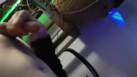 Snapshot of mr_longnight chatting on 10.26.25 mr_longnight online show from 10.26.25