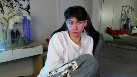 Kris online show from 02.08.25