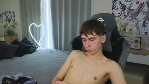 Kris online show from 02.21.25