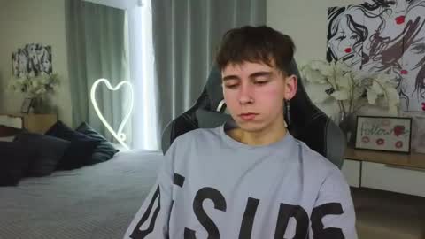 Kris online show from 02.22.25