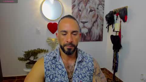 mr_maik22 online show from 02.20.25