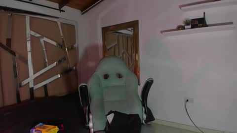 MIKEE online show from 01.25.25