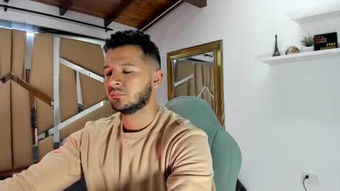 MIKEE online show from 02.24.25