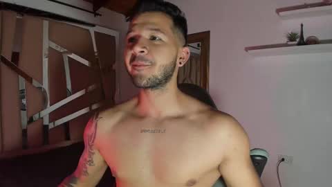 MIKEE online show from 03.11.25