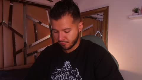 MIKEE online show from 09.10.25