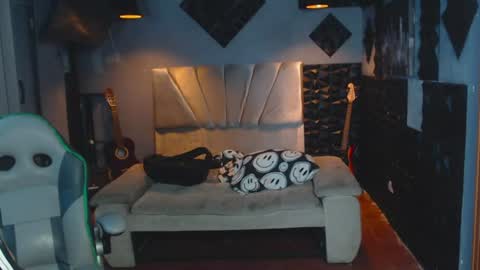 mr_mois online show from 06.21.26