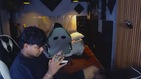 mr_mois online show from 06.25.26
