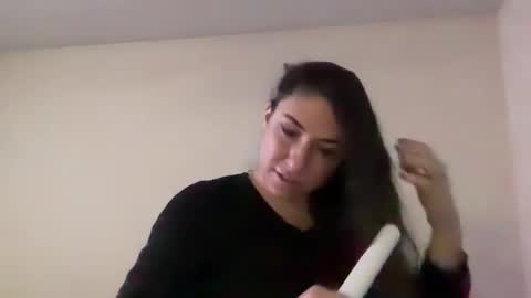 Mr  Mrs Glitter online show from 03.05.26